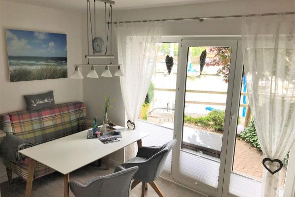 Ferienobjekt Marina Pier 96 - Ferienwohnung 3 Zimmer Hafenblick Marina Pier 96 - Ferienwohnung 3 Zimmer Hafenblick